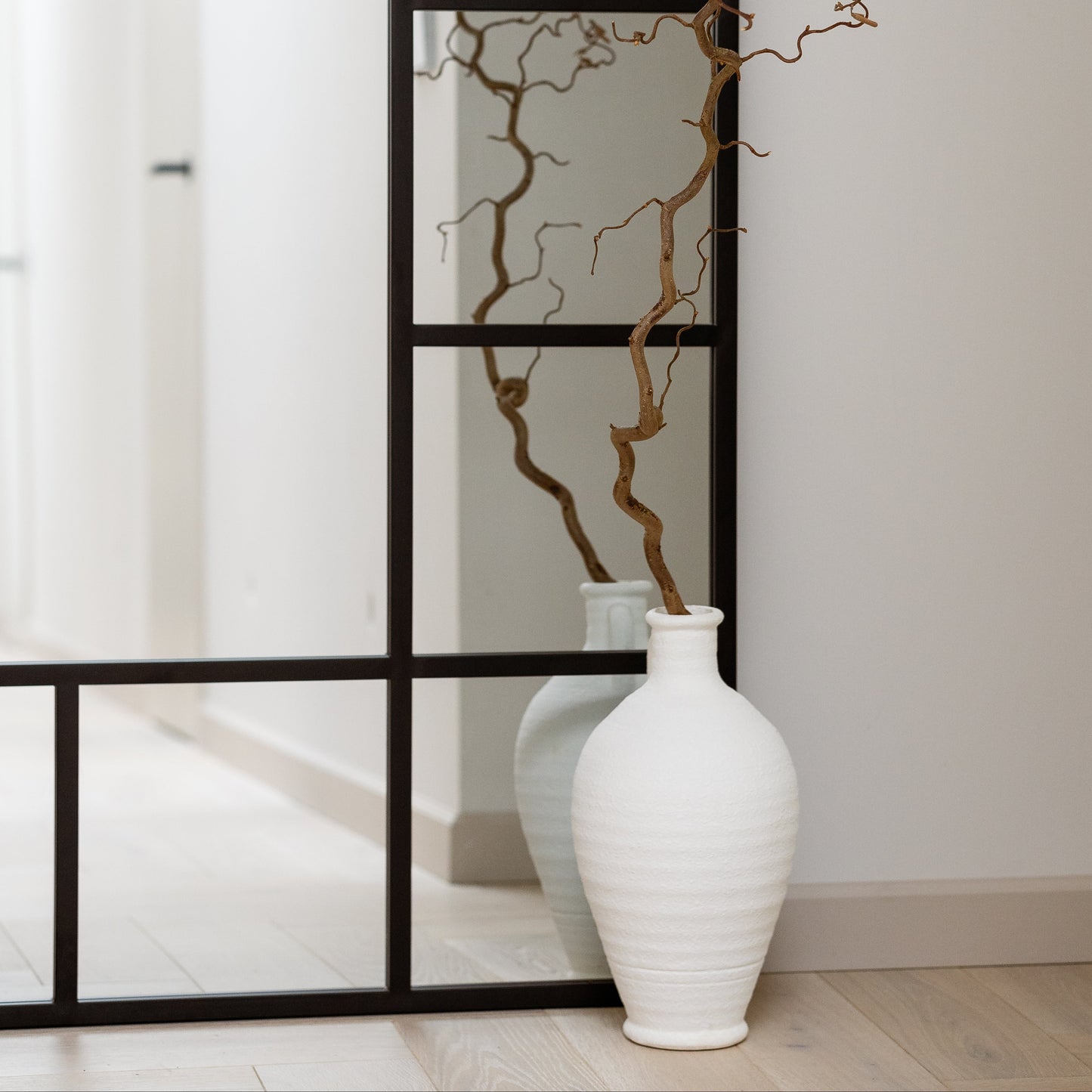 CAME - STAČIAKAMPIS PAKABINAMAS/PASTATOMAS VEIDRODIS, JUODU METALINIU RĖMU, 180X120 CM