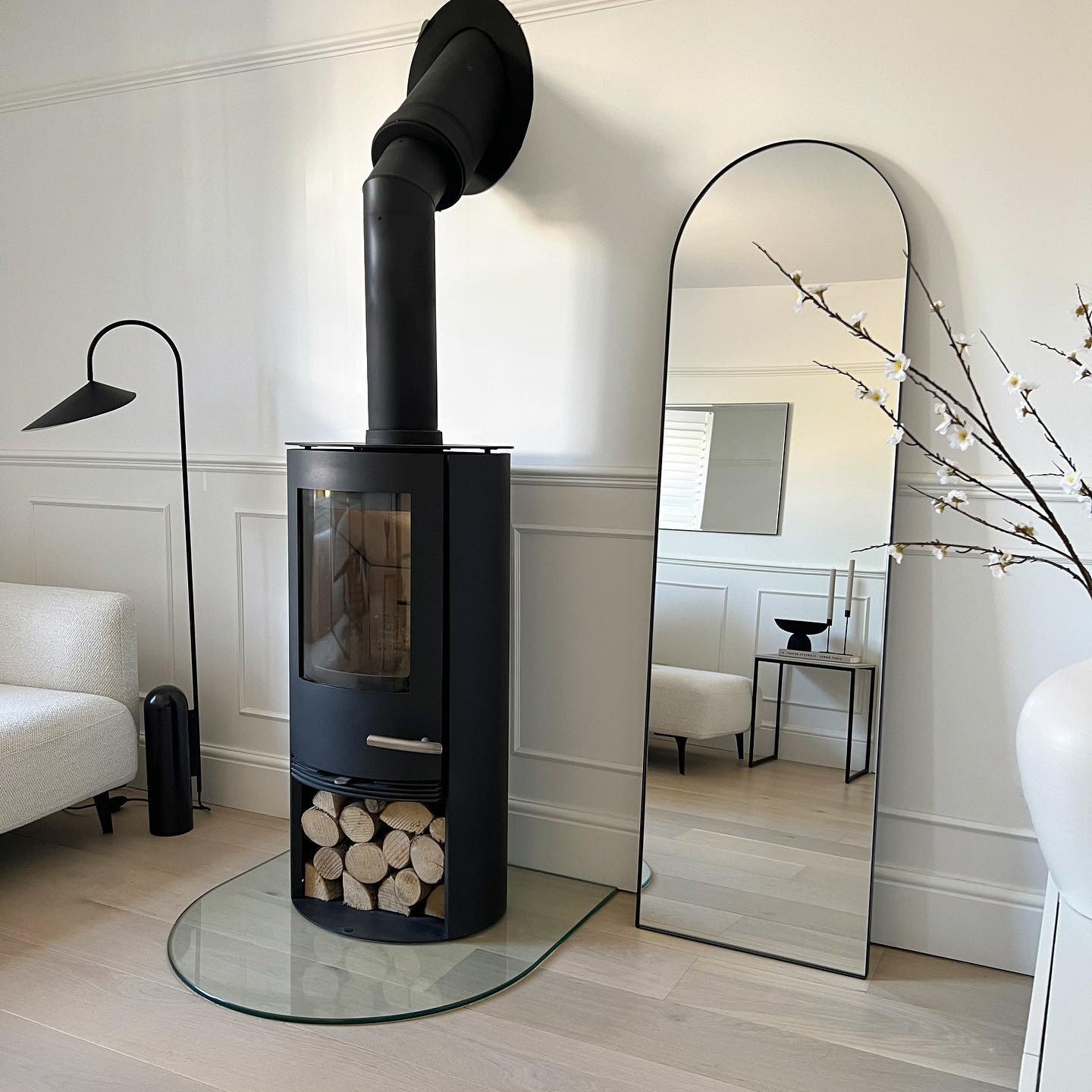 TEO - ARKOS FORMOS METALINIS PAKABINAMAS/PASTATOMAS VEIDRODIS, JUODU RĖMU, 170X50 CM