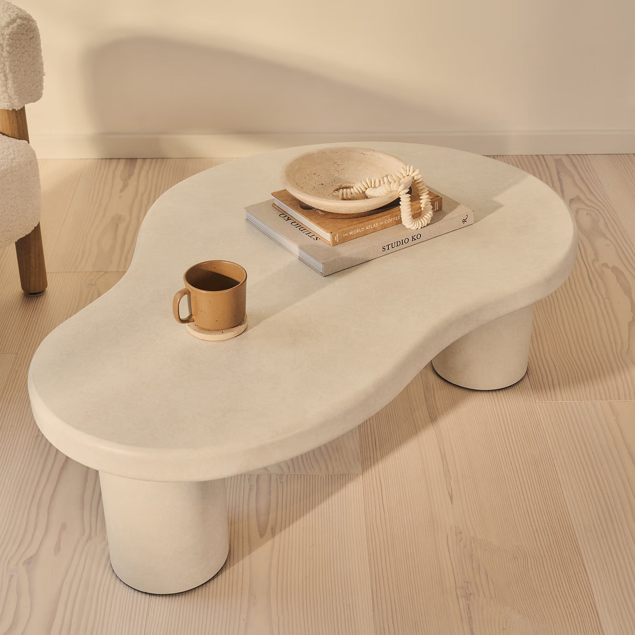 SAVA - KAVOS STALIUKAS, BETONINIS, 120X84X35 CM