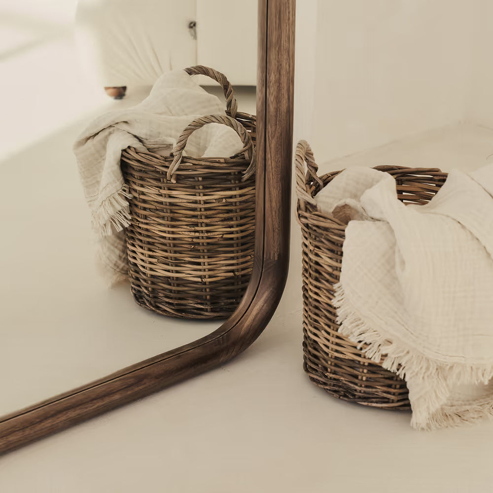 AMORE -  STAČIAKAMPIS PAKABINAMAS/PASTATOMAS MEDINIS VEIDRODIS, ŠILTO MEDŽIO ATSPALVIO, 180x90 CM