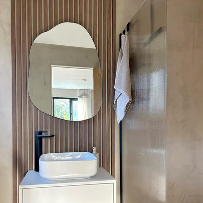 EDGE - PAKABINAMAS/PASTATOMAS VEIDRODIS, JUODU METALINIU RĖMU, 84X63 CM