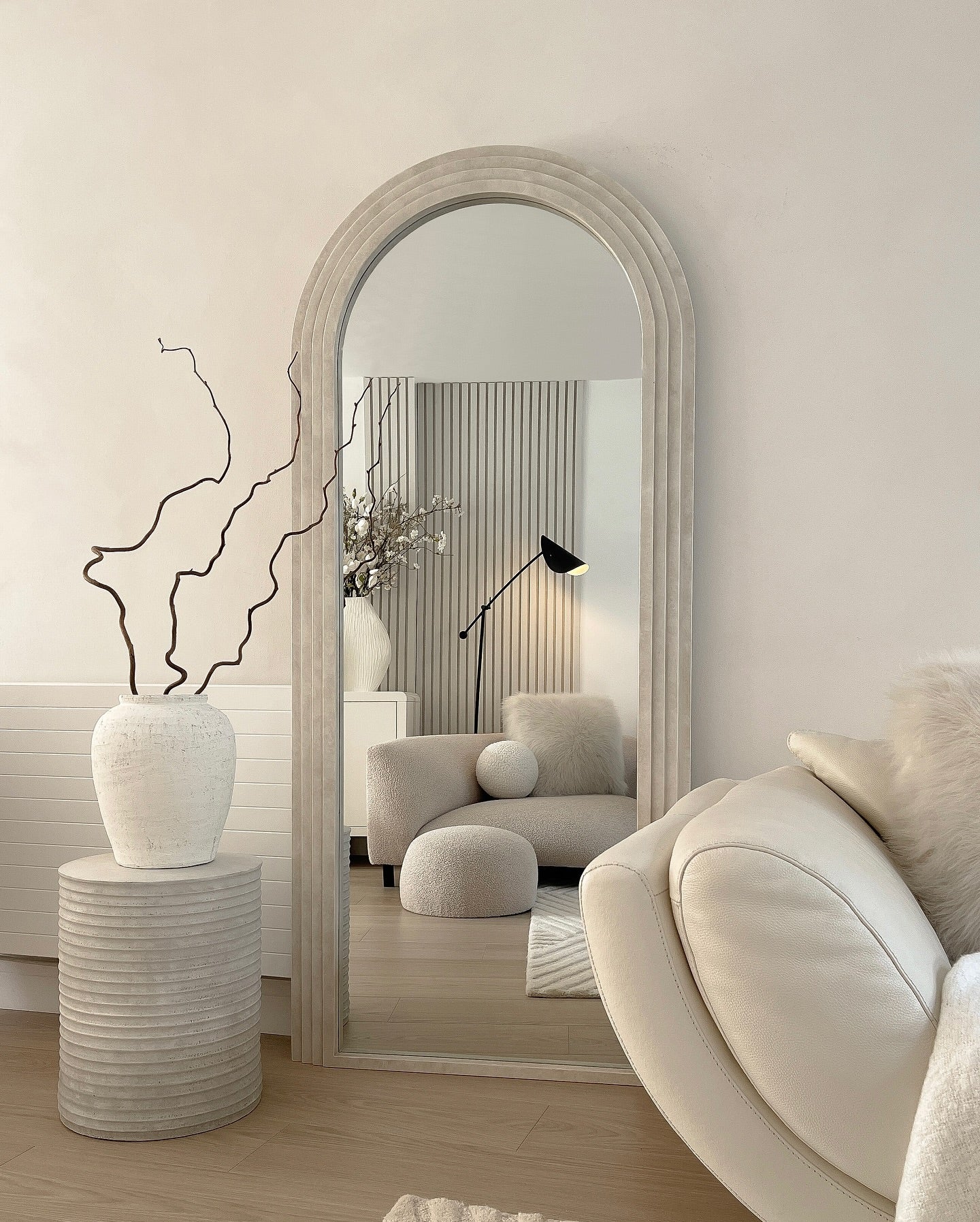 LUCE - ARKOS FORMATO PAKABINAMAS/PASTATOMAS MEDINIS VEIDRODIS, MICROCEMENTO SPALVOS, 180X80 CM