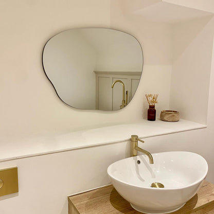 EDGE - PAKABINAMAS/PASTATOMAS VEIDRODIS, JUODU METALINIU RĖMU, 84X63 CM