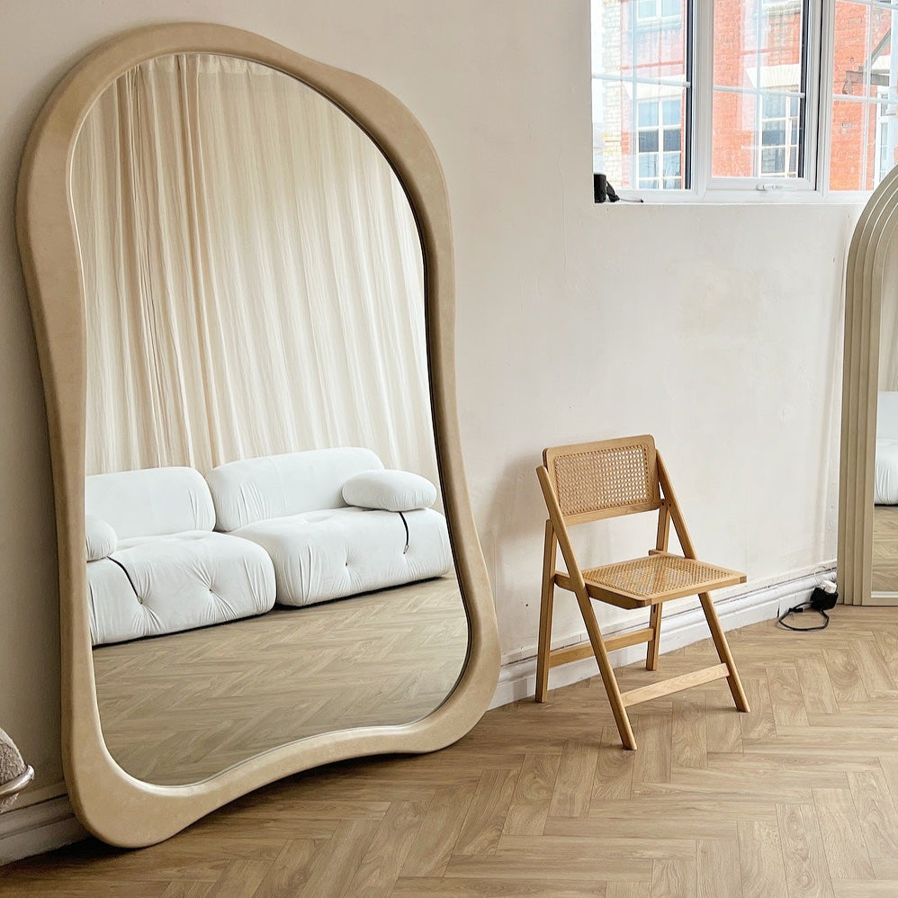 ARCVA - NESTANDARTINĖS FORMOS PAKABINAMAS/PASTATOMAS VEIDRODIS, MICROCEMENTO SPALVOS, 190X120 CM