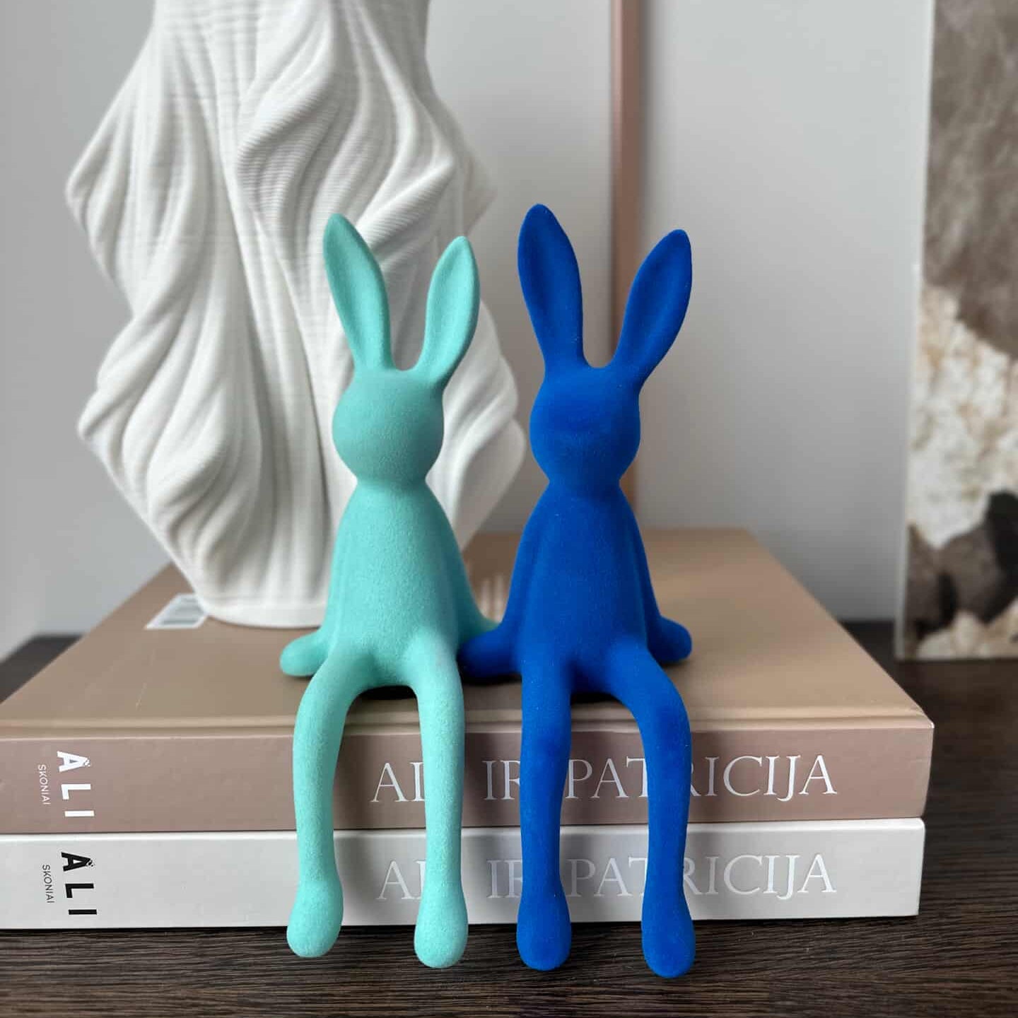 Mėlynos spalvos kiškiukas, 22x8.5 cm