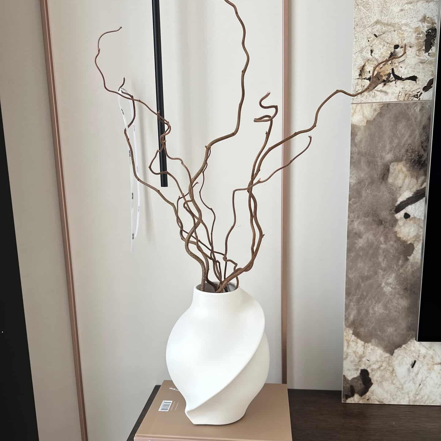 Vaza "MAKA", baltos spalvos, 26x22x22 cm