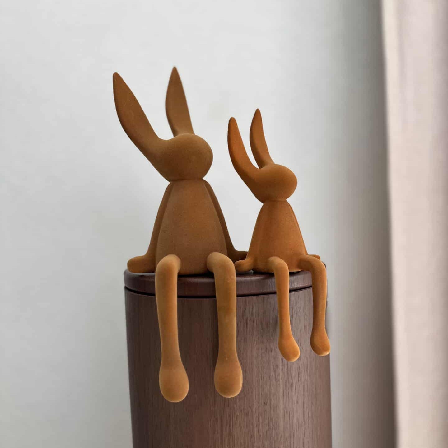 Rudos spalvos kiškiukas, 24x10 cm