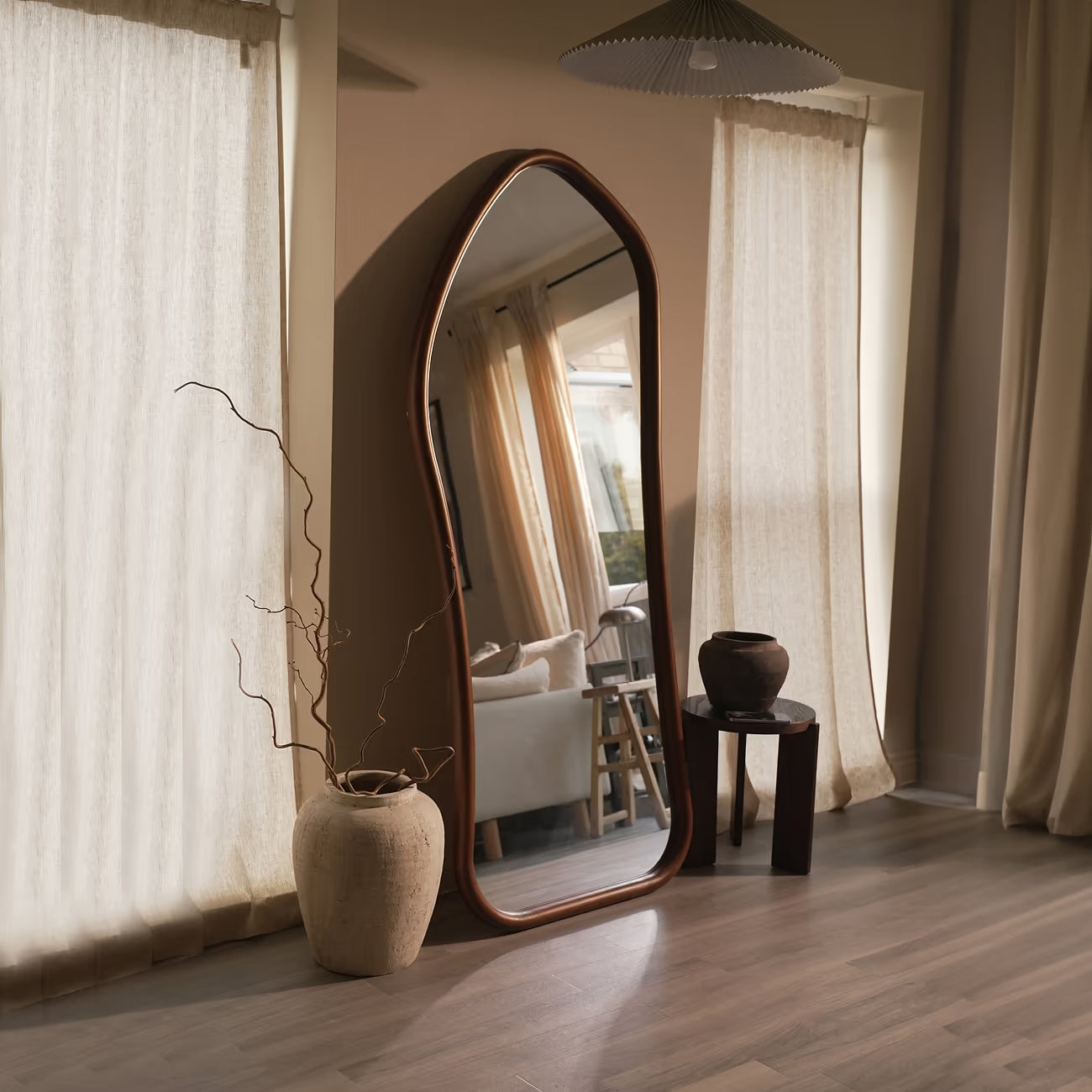 ALI - NESTANDARTINĖS FORMOS PAKABINAMAS/PASTATOMAS VEIDRODIS, TAMSAUS ATSPALVIO, 180x80 CM