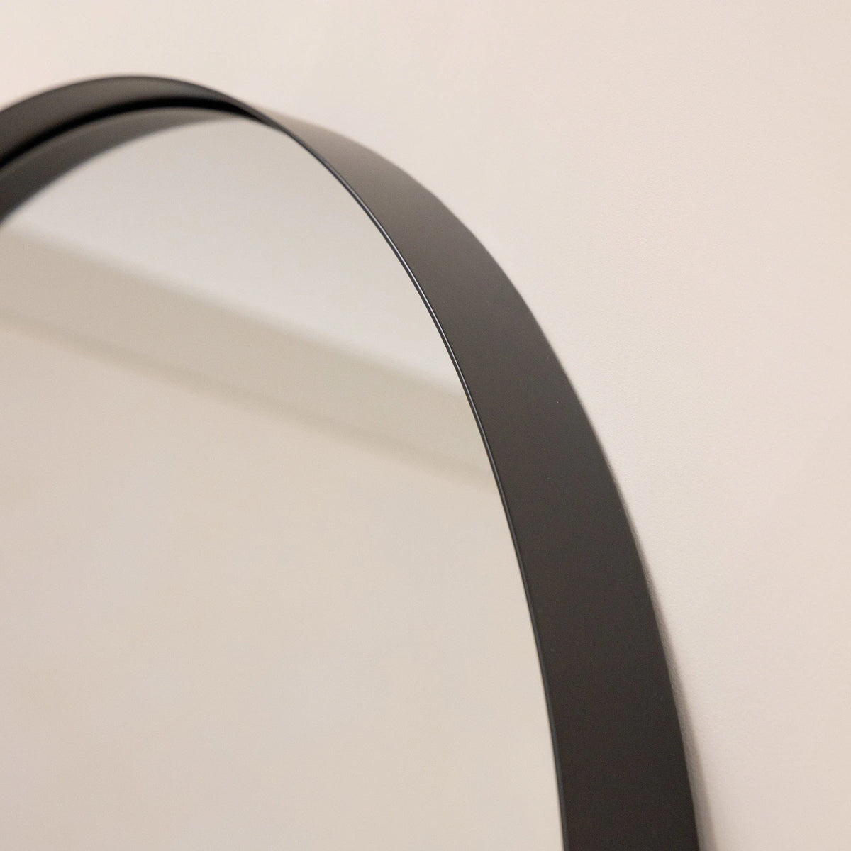 ARCH - ARKOS FORMOS PAKABINAMAS/PASTATOMAS VEIDRODIS, JUODU METALINIU RĖMU, 200X90 CM