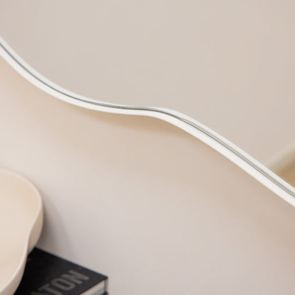 IVI - NESTANDARTINĖS FORMOS PAKABINAMAS VEIDRODIS, SMĖLIO SPALVOS, METALINIU RĖMU, 100X65 CM