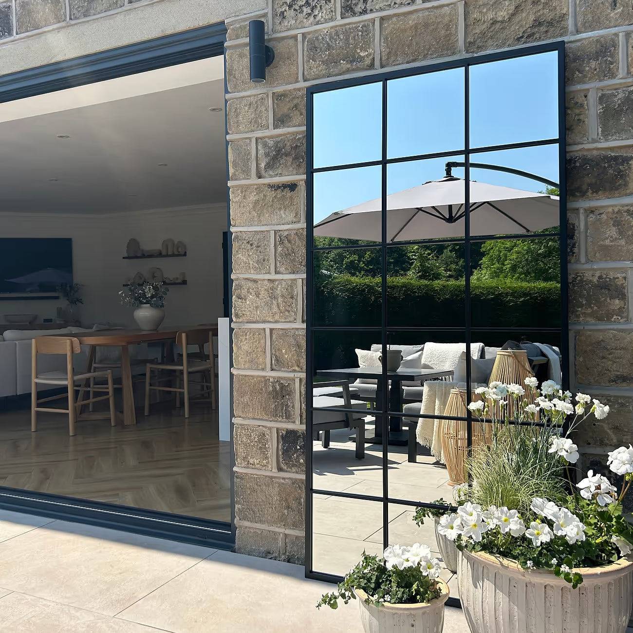 BROOK - STAČIAKAMPIS PAKABINAMAS/PASTATOMAS METALINIS VEIDRODIS, JUODOS SPALVOS, 180X90 CM