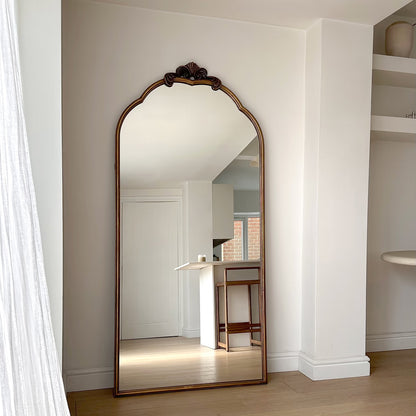 CELE - NESTANDARTINĖS ARKOS FORMOS PAKABINAMAS/PASTATOMAS VEIDRODIS, SENDINTOS AUKSO SPALVOS, METALINIU RĖMU, 190X90 CM