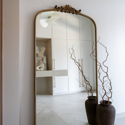 AMELI - ARKOS FORMOS PAKABINAMAS/PASTATOMAS VEIDRODIS, SENDINTOS AUKSO SPALVOS, METALINIU RĖMU, 186X100 CM