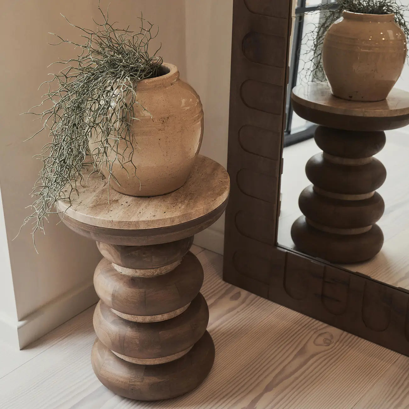 VALO - STAČIAKAMPIO FORMOS PAKABINAMAS/PASTATOMAS MEDINIS VEIDRODIS, NATŪRALAUS MEDŽIO ATSPALVIO, 2000X120 CM