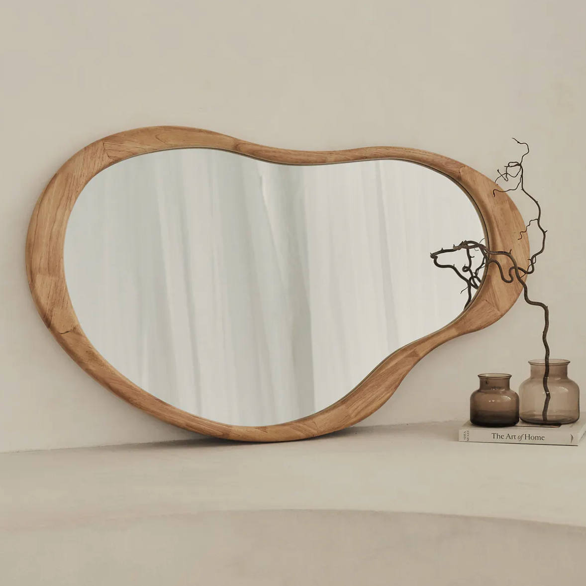 ARCVA - NESTANDARTINĖS FORMOS PAKABINAMAS VEIDRODIS, NATŪRALAUS MEDŽIO ATSPALVIO, 130x80 CM