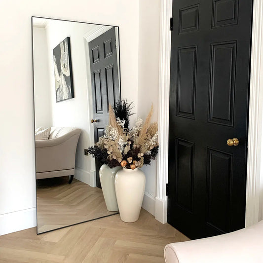 TEO - STAČIAKAMPIO FORMOS PAKABINAMAS/PASTATOMAS VEIDRODIS, JUODU METALINIU RĖMU, 180X80 CM