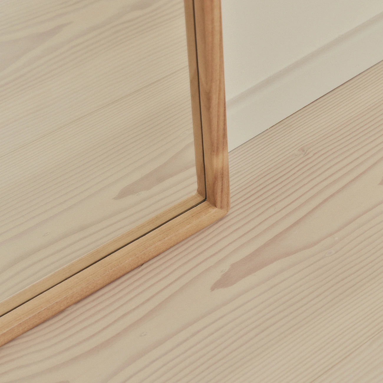 ARDE - ARKOS FORMOS PAKABINAMAS/PASTATOMAS VEIDRODIS, ŠVIESAUS MEDŽIO SPALVOS, 160X60 CM