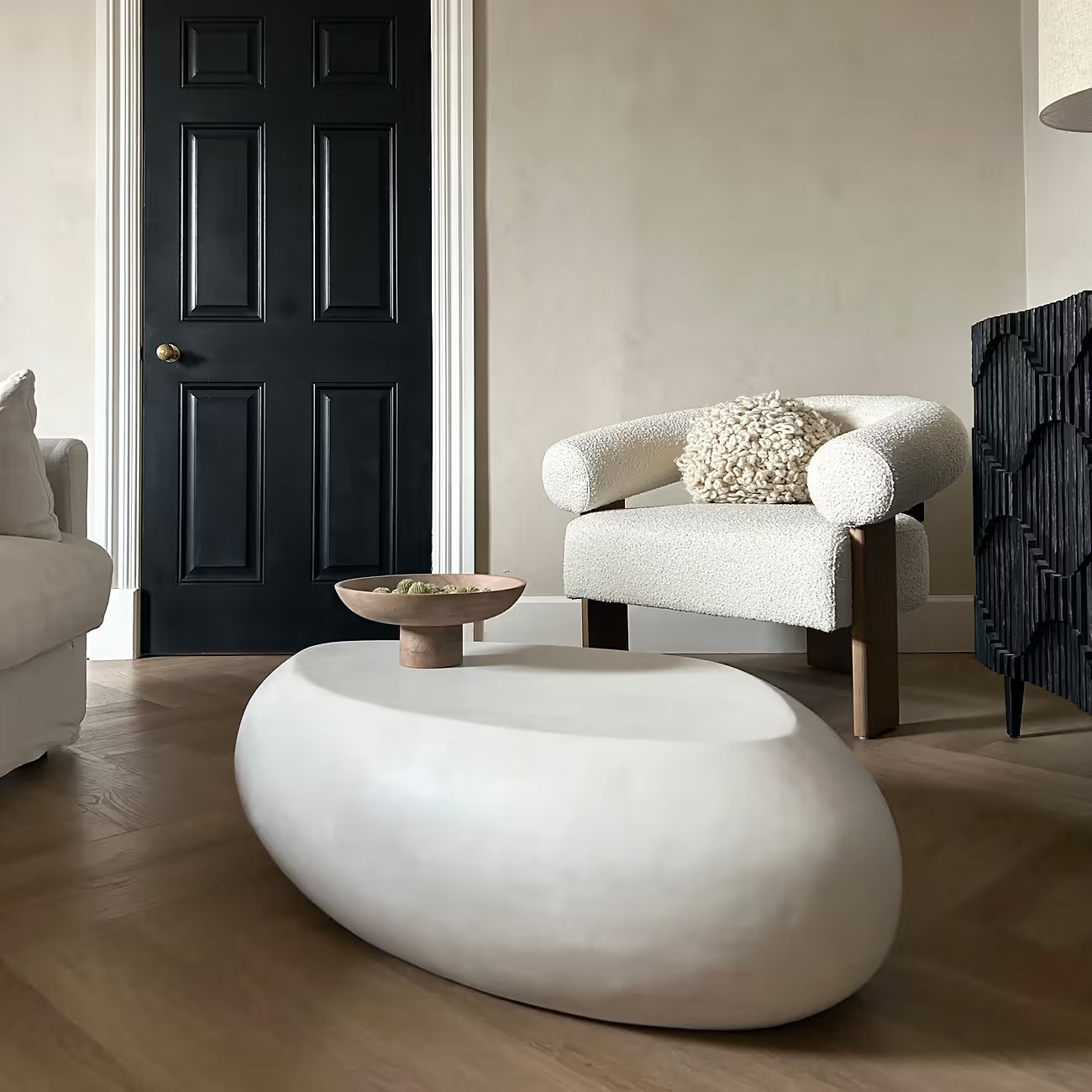 ZOLE - KAVOS STALIUKAS IŠ BETONO, 107x70x28 cm