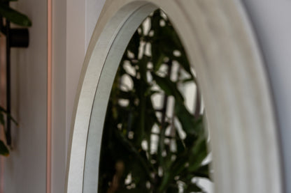 LUCE - ARKOS FORMATO PAKABINAMAS/PASTATOMAS MEDINIS VEIDRODIS, MICROCEMENTO SPALVOS, 180X110 CM